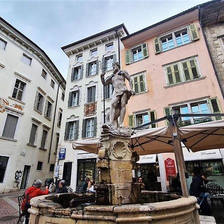 Mazzini, 30 Nord Apartment Rovereto  Bagian luar foto