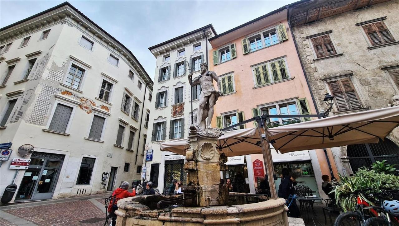 Mazzini, 30 Nord Apartment Rovereto  Bagian luar foto